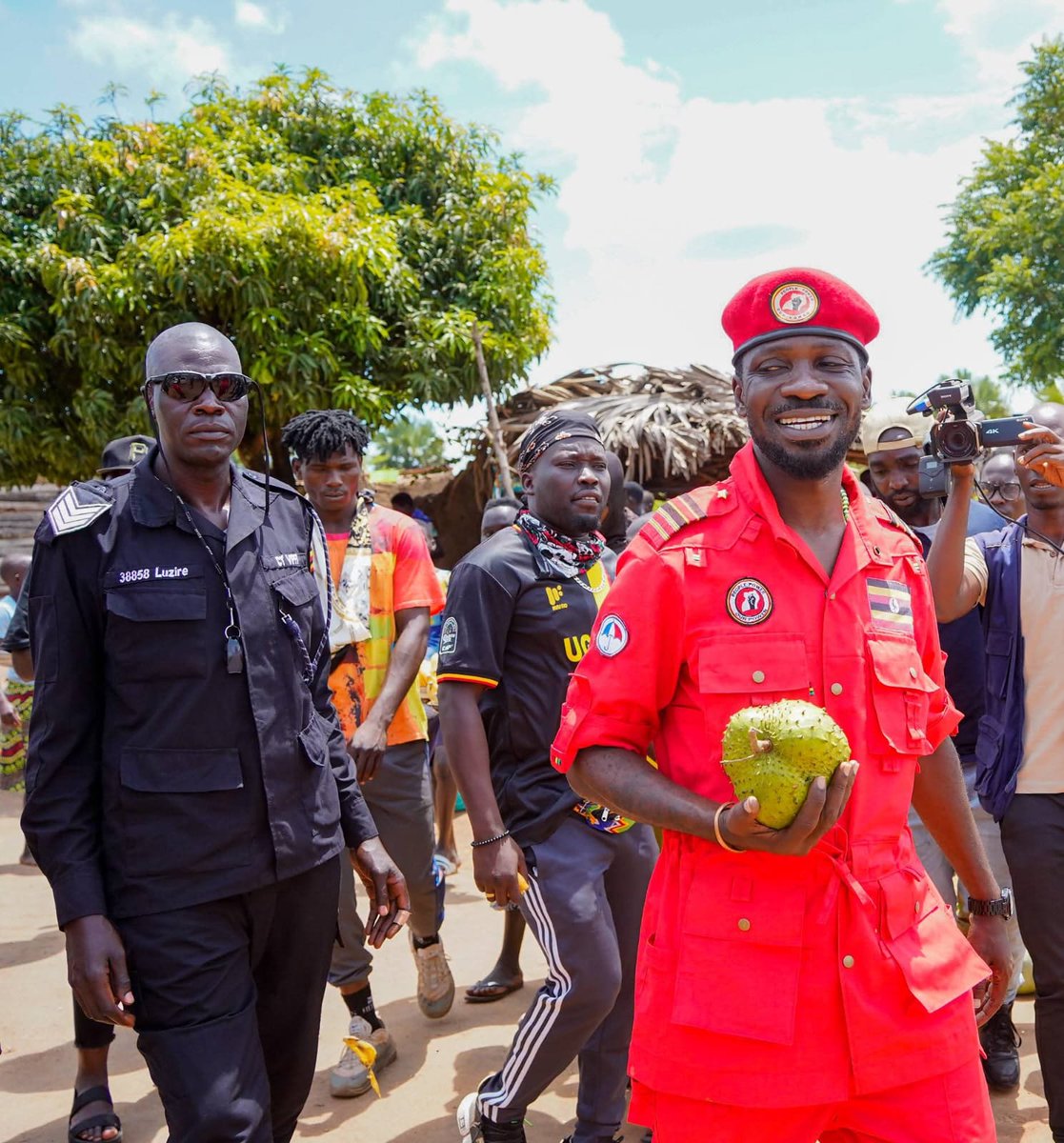 PShakiez's tweet photo. @antonioguterres We need freedom in Uganda, freedom and justice should be earned to all Ugandans.
#M7mustgo
#FreeUgandaNow https://t.co/ubNjVSDkls