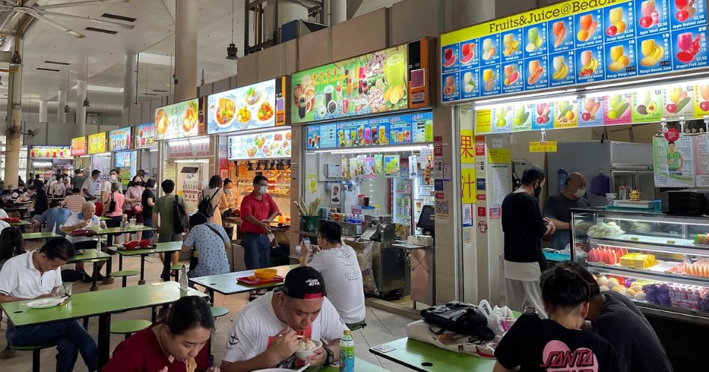 MothershipSG's tweet photo. Over 53,000 food services workers to get further pay increases from Jul. 1 under Progressive Wage Model https://t.co/fSBt1mNpr1 https://t.co/QFiu9PU3Bc