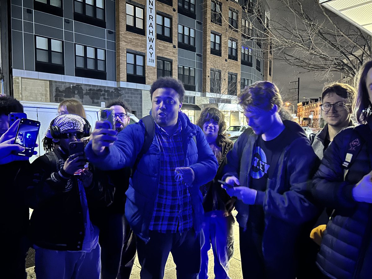 Coach Zeke tweet media