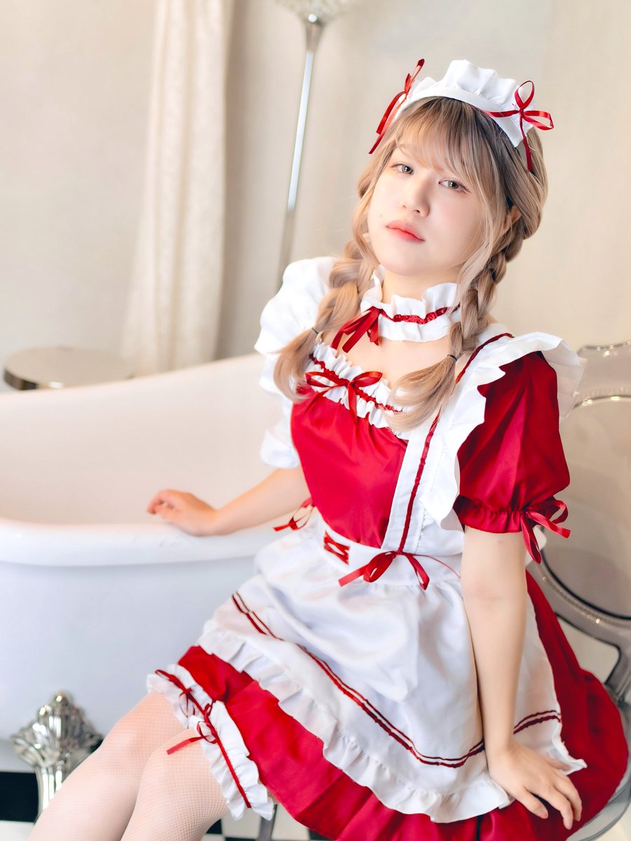 【コスプレ】

ご主人様〜〜
今日くっそ寒いんで、バスルーム掃除パスでいいっすか？

…ダメか〜……

#おサボりメイド
photo：<a href="/AockyFromJapan/">アオッキー@4/11 うどんイベント「美脚製麺」</a>