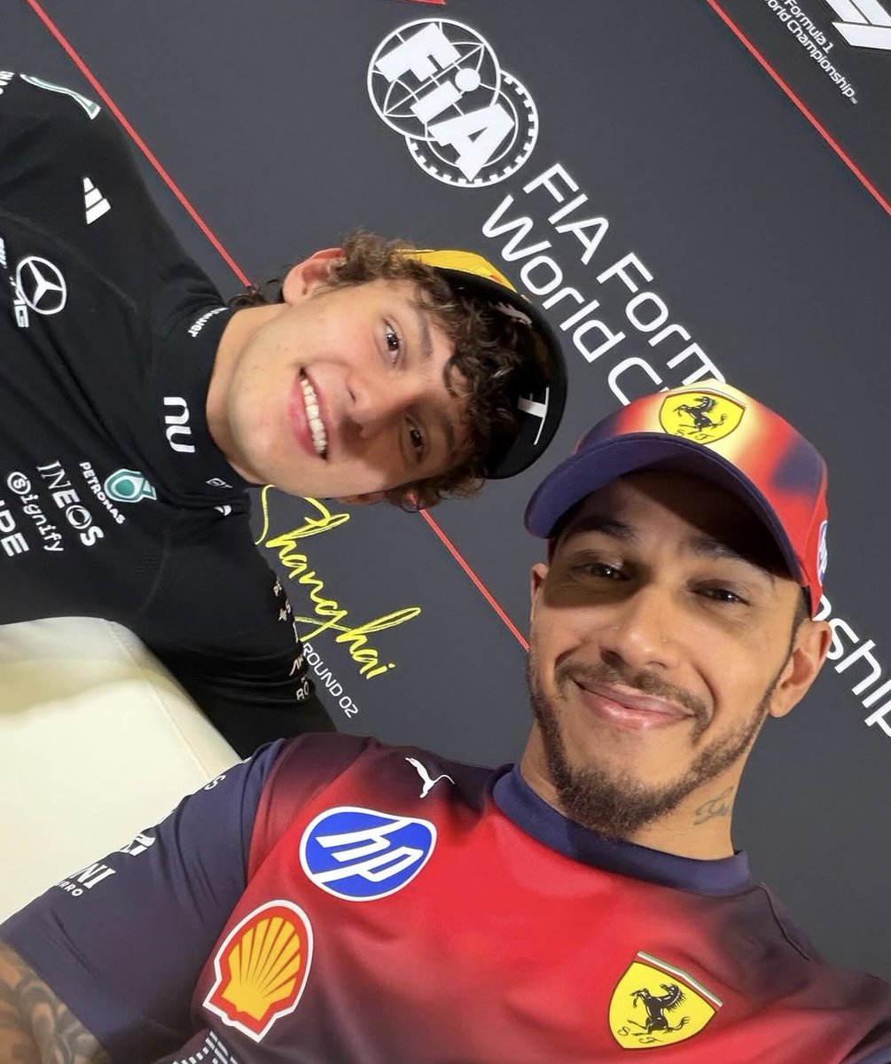 JH2TalkF1's tweet photo. Can I say I'm so happy to see Lewis genuinely look like he's enjoying himself? Last season was rough, he was so downtrodden.

Glad to see Lewis back. (Also was nice seeing how respectful and supportive he was of Kimi's maiden win). https://t.co/X1pls9mpna