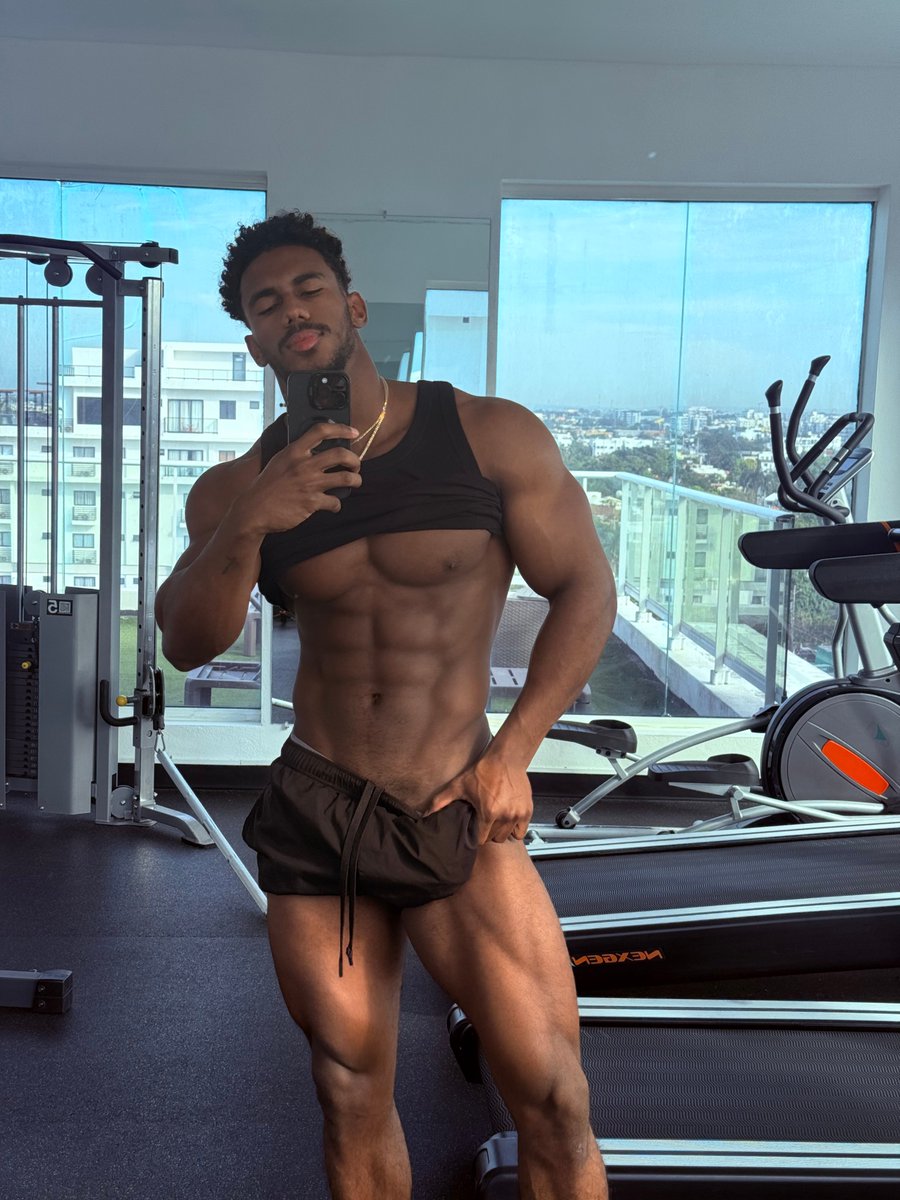 ChocolateBby tweet media