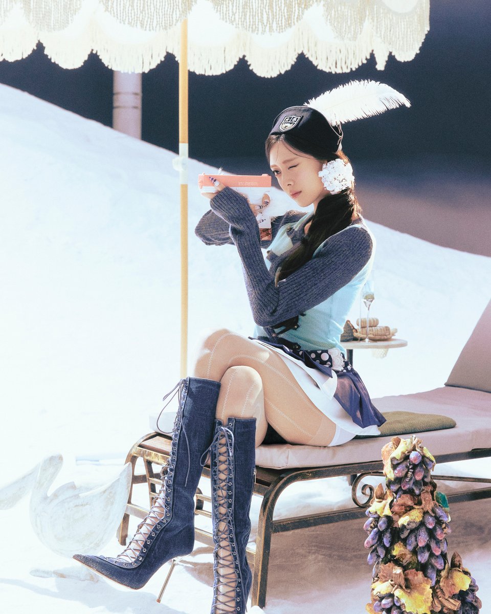 ITZYofficial's tweet photo. ITZY 유나, 떡잎부터 남달랐던 팔방미인!
매력 파노라마 솔로 데뷔곡 'Ice Cream' 활동 기대감 증폭!
https://t.co/piTU0gXlvn

YUNA <Ice Cream>
🔗 https://t.co/wVNeLjvmRS

💿 Album Release
2026.03.23 MON 6PM (KST) | 5AM (ET)

#ITZY #MIDZY @ITZYofficial
#YUNA #유나 #YUNA_IceCream https://t.co/z7tDL7GbC3