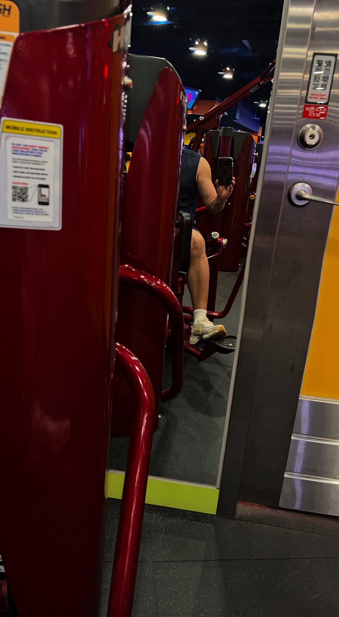 路人甲 tweet media