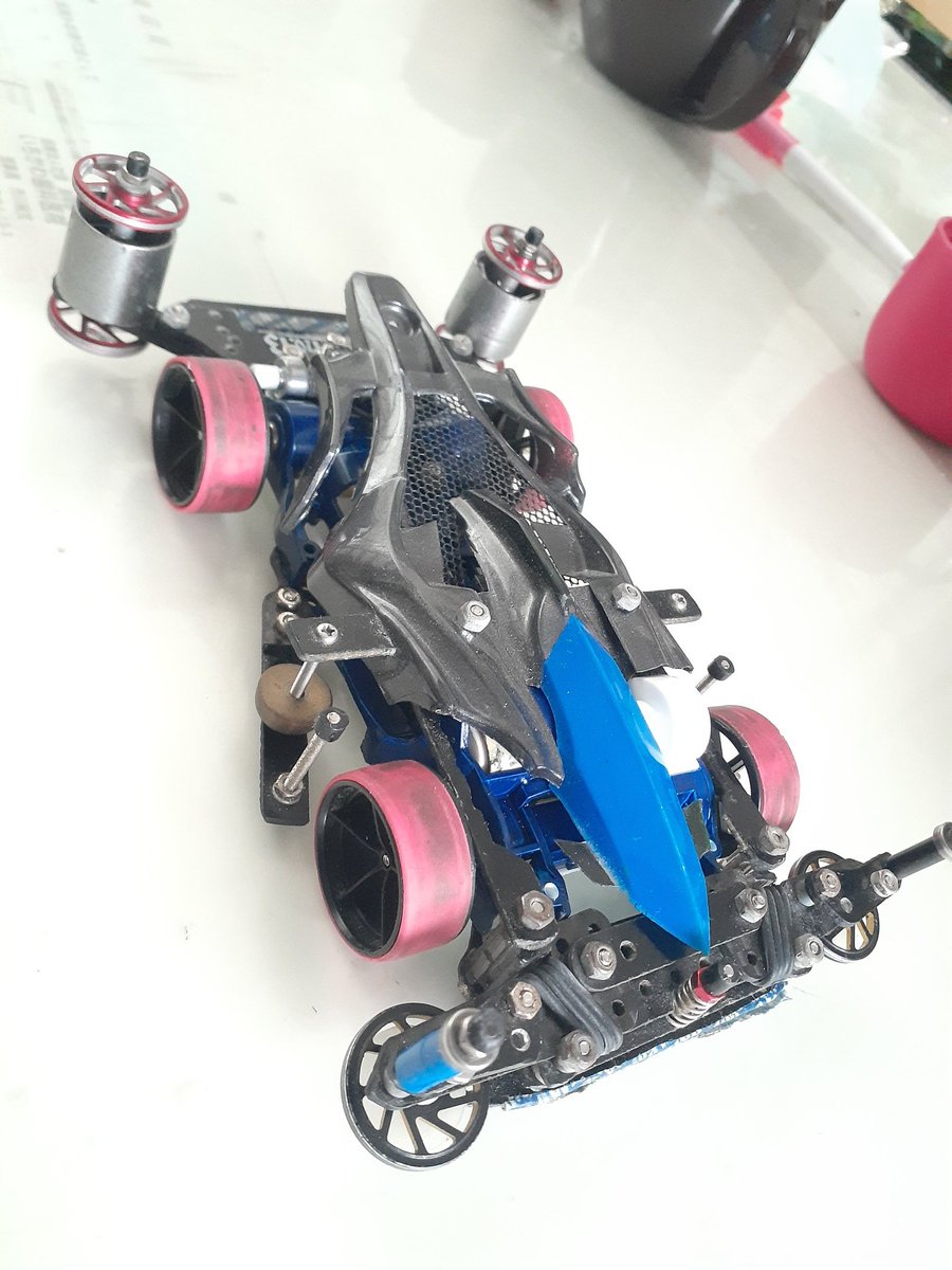 co:reflector unit tweet media