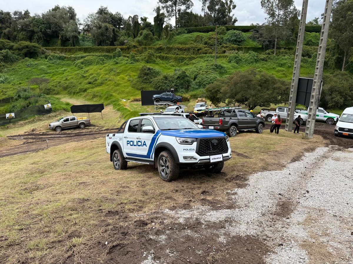 AutomagazineEc's tweet photo. Camionetas ensambladas en Ecuador, pensadas para trabajar: 🛻⬇️
https://t.co/AIV7JA4MAG

#AutoMagazineEc #AutoMagazine #AutosEc #AutosEcuador #Paramo #Pacifico #Asiauto #AYMESA @AymesaEc @KAsiauto @LACAMIONETA @LaCamionetaDeEcuador https://t.co/FA04dLUayJ