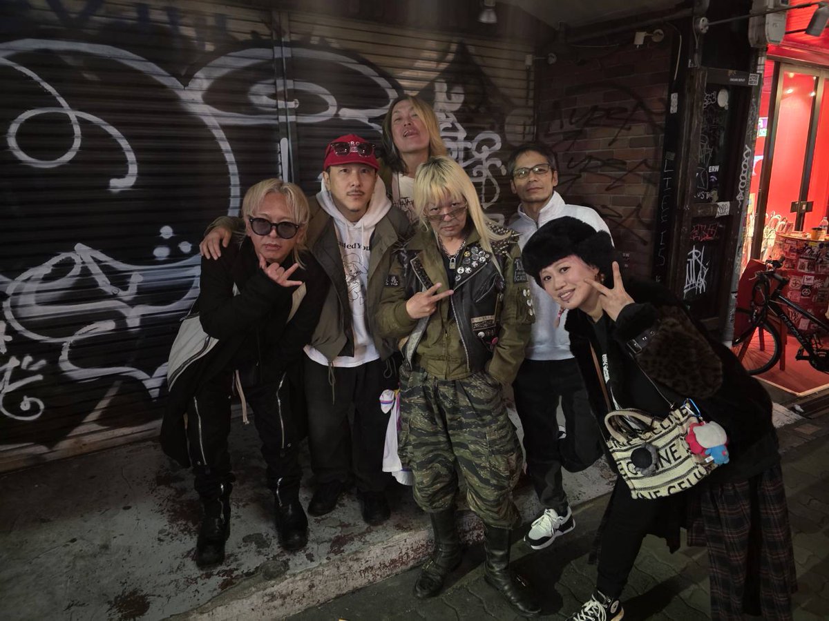 愚怒魍忍愚　HIDE tweet media