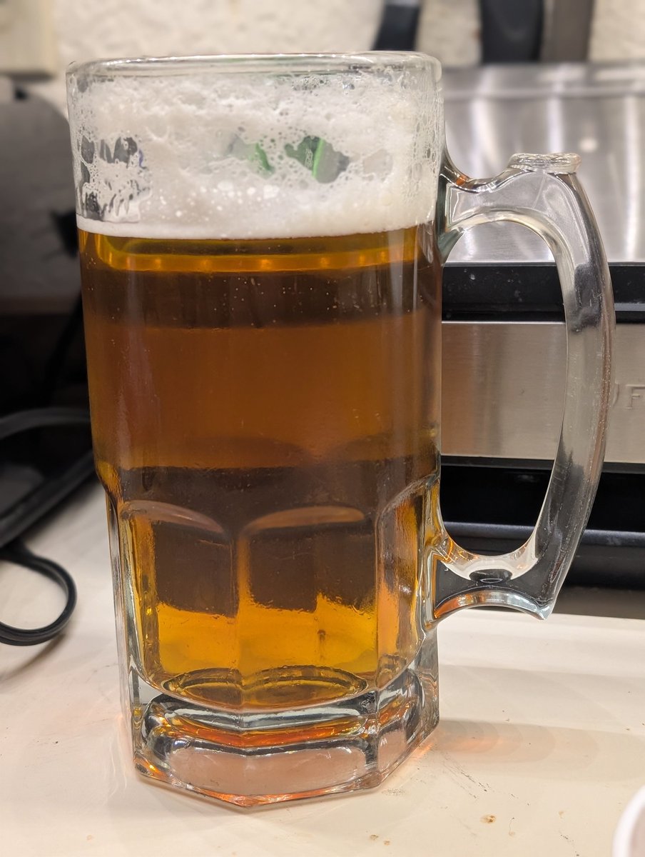 Dude...........look at my bacon cheese premade Peri Peri sauce and some other stuff hot dogs.....good beer, and foxes or something ok bye I love you <3