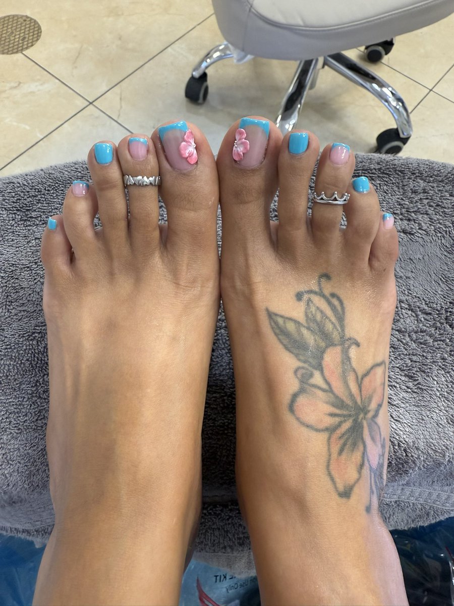 👣 Tanfeetss OG Page‼️📍Las Vegas 🎆Fetcon 2026😈 tweet media