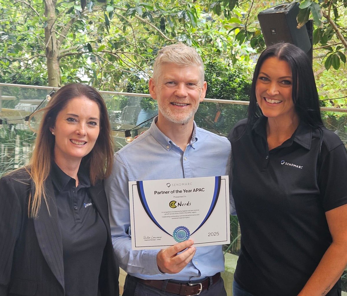 Sendmarc tweet media