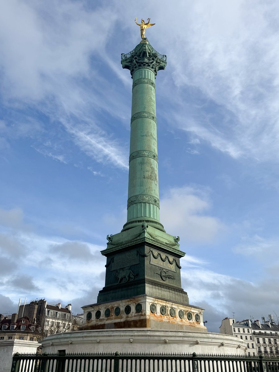 tomusfam's tweet photo. Place de la Bastille.
ナポレオン大先生のバスティーユ広場。
山Pがここはパワースポット的な感じで
頑張るぞ！となると仰ってたので
僕もここで少し深呼吸をしてみました。
TOMOの背中を見て、僕も頑張ります‼︎

#パリ
#神の雫
#TOMOSTV
#山下智久
#聖地巡礼

@Tomohisanine @tomosfam https://t.co/2Weucx7yvf