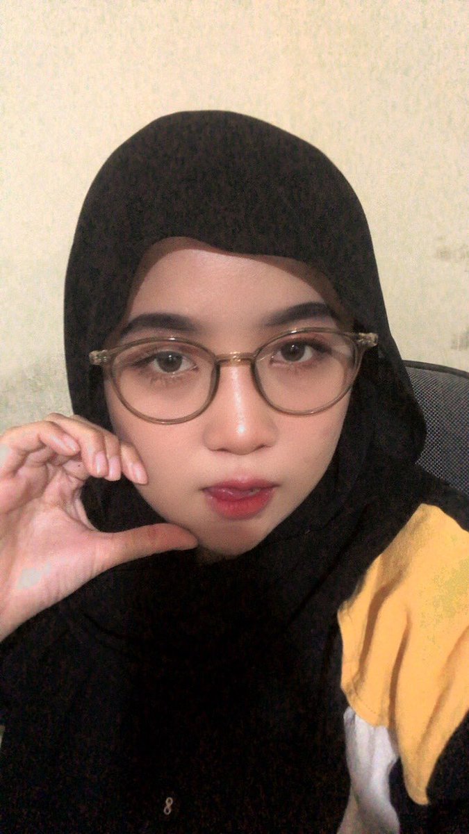 ultraminee tweet media