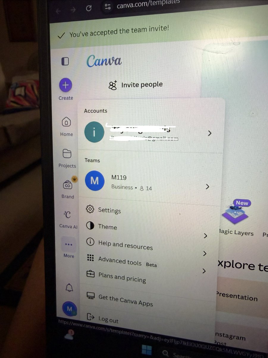 OPEN| premium acc| commission tweet media