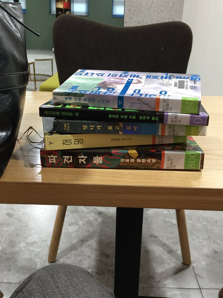 시저 tweet media
