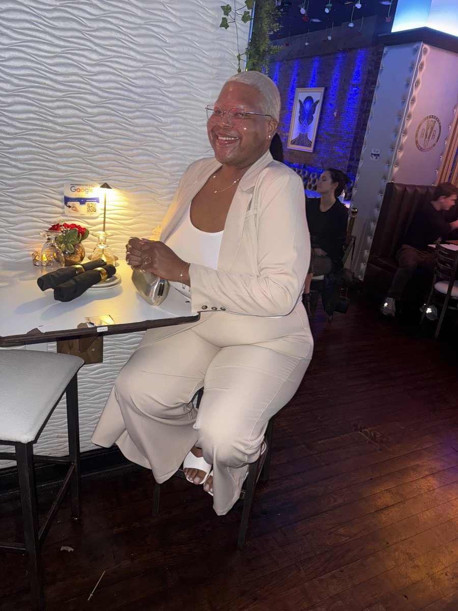 Annie Wilkes 🔨 tweet media