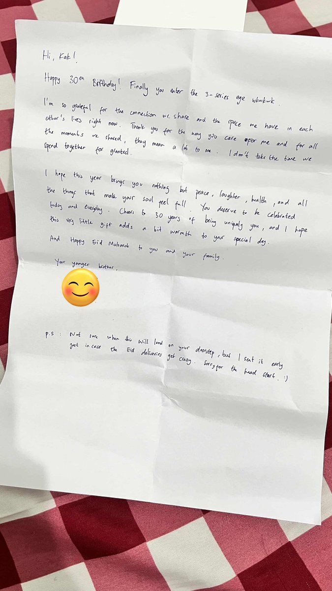 sepertijemari's tweet photo. a birthday note arriving a week earlier. i didn’t expect anyone to remember my day with all the eid chaos around, but it warmed my heart more than I thought it would. super thoughtful of him to send such a long letter and be the first one to make me cry gratefully this year. 🥹🥹 https://t.co/ZDlaXenUe7