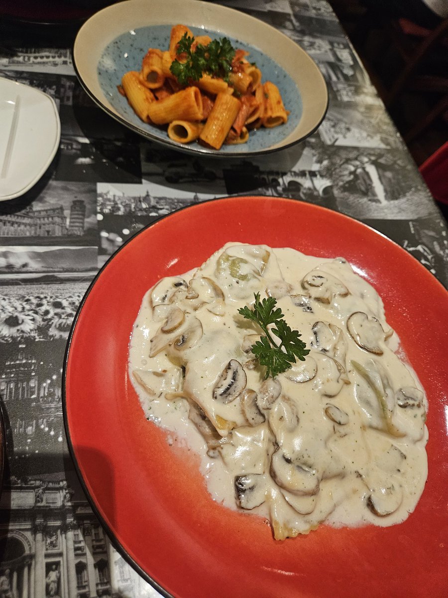 Sheira Chavise 🧪⚙️ tweet media