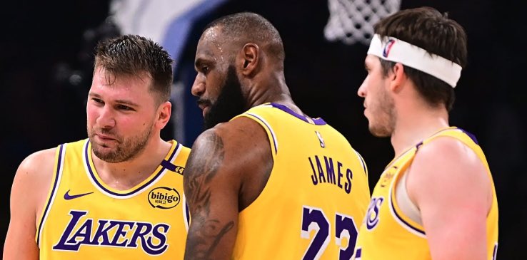 👑🐐 tweet media