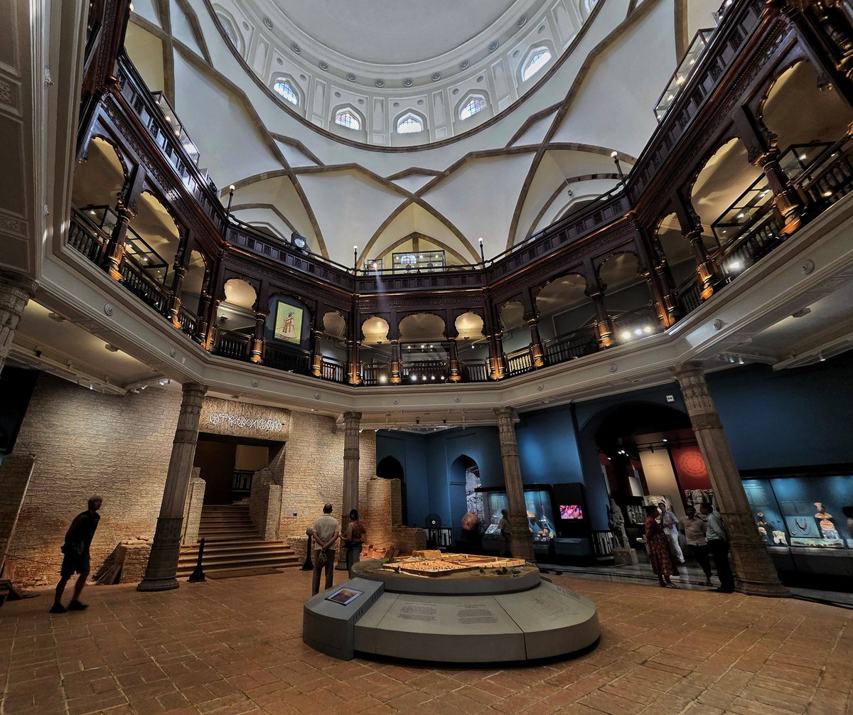ArchaeoNomad's tweet image. #CSMVS in #Mumbai counts among the best #museums I have seen in #India. Their new exhibition about interconnectedness of the ancient world is simply fascinating! Do visit if you happen to be in town!