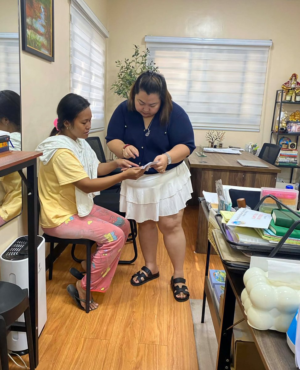mamjell's tweet photo. HELPING others is a lifelong commitment, not an act. Even with some law's approval in the horizon, our mission to serve doesn't waiver. Always, we LEAD w/our HEARTS bec it’s who we are... Simply put, just storing up treasures in heaven, one good deed at a time. Hello, Tuesday! https://t.co/p2ZL6msHHQ