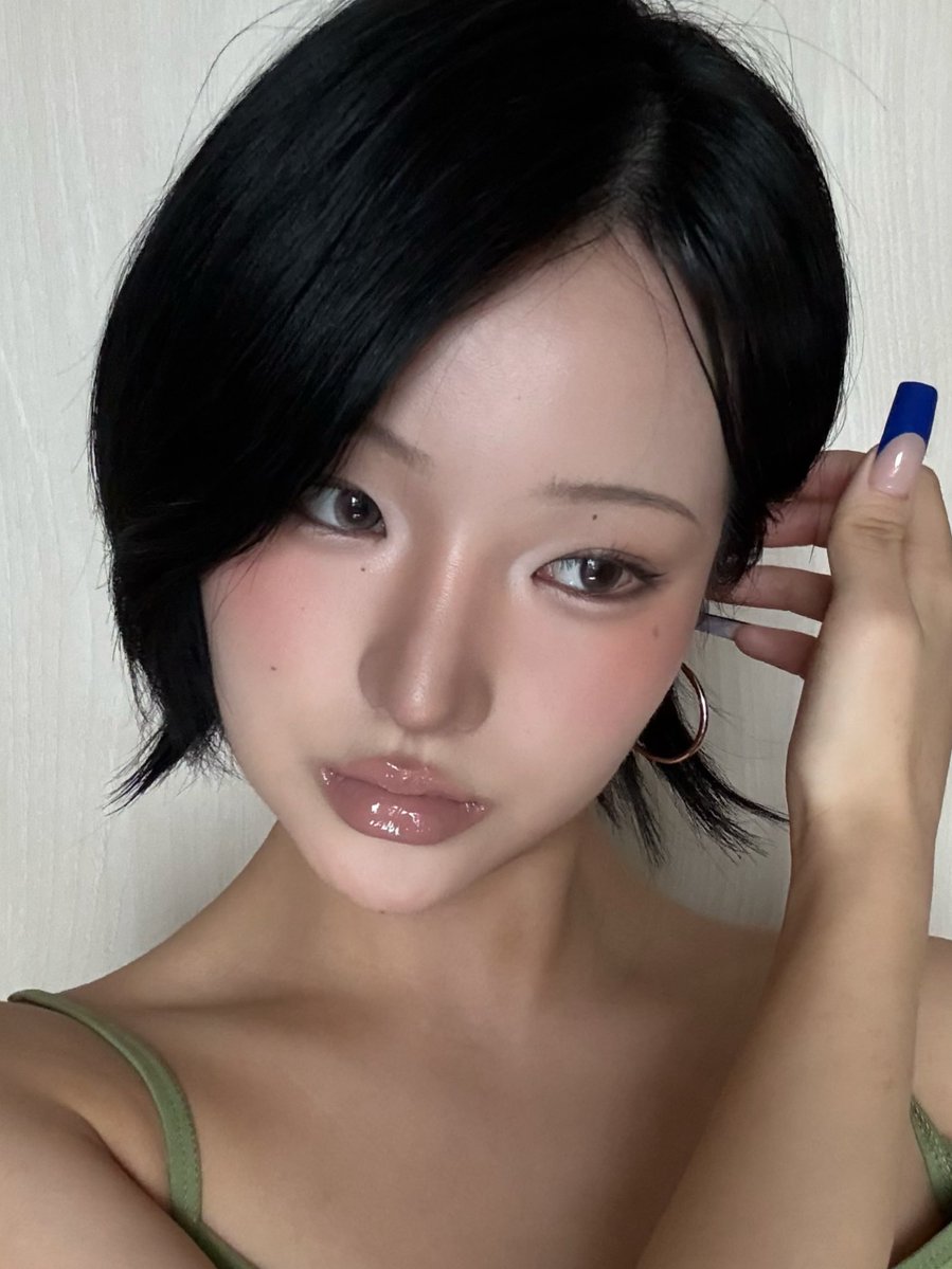 chou_makeup tweet media