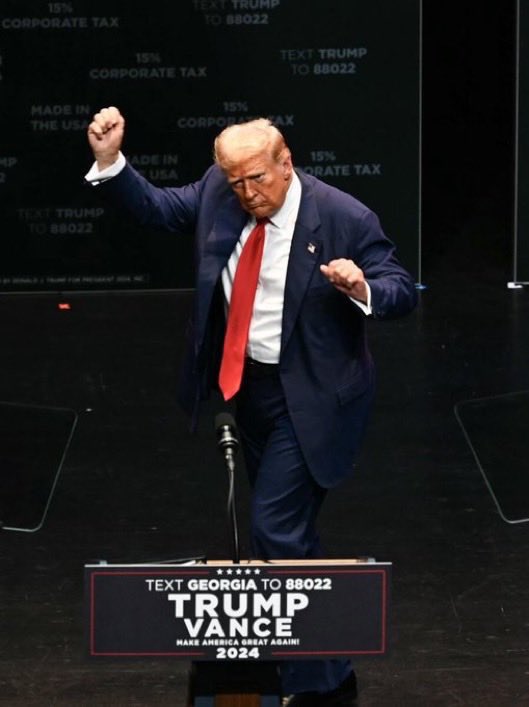 ترامب: السيطرة على كوبا شرف كبير؟ تحليل الاقتباس المتداول