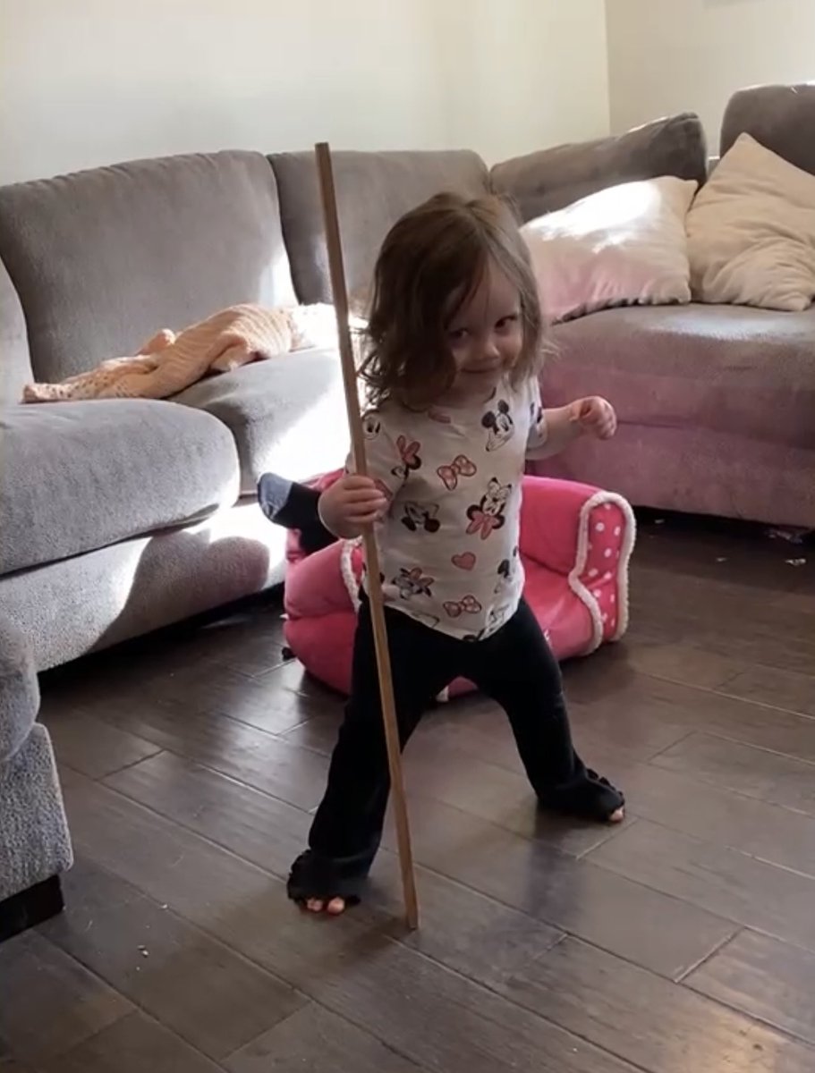 Tina E 😎 tweet media