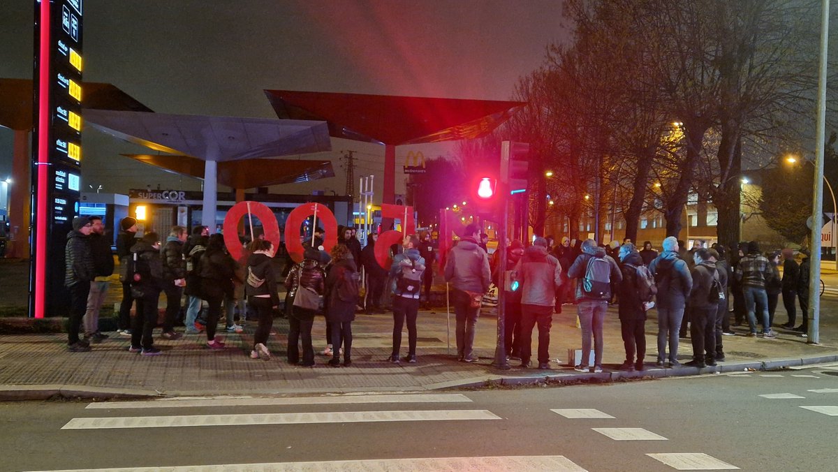 🚨 Michelingo piketea prest

📢 GAUR GREBA OROKORRA!

#M17GrebaOrokorra
#HemenErabaki
#SMIpropio
#MejorarSalarios