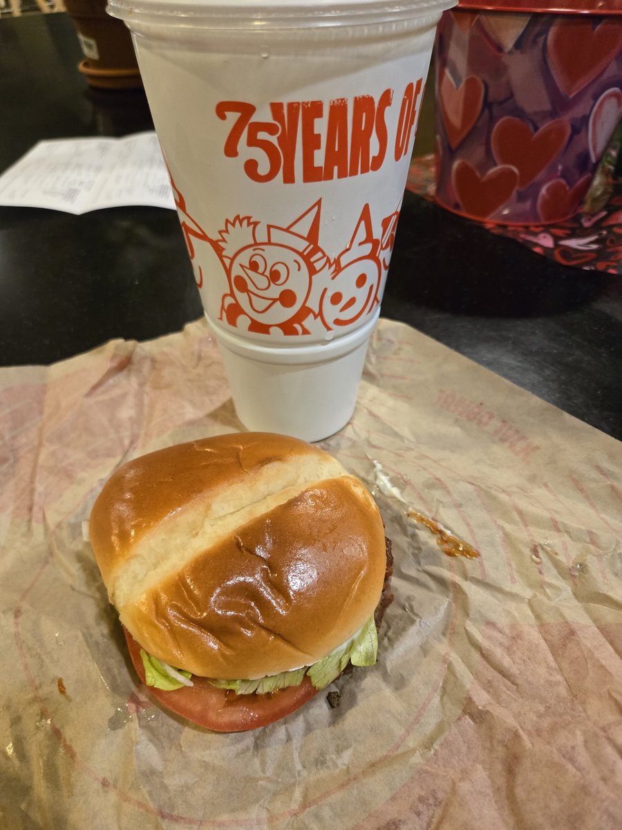 CIronbeard's tweet image. Thanks @utahmammoth this Jumbo Jack tastes like sweet sweet victory! #TusksUp #JackInTheBox