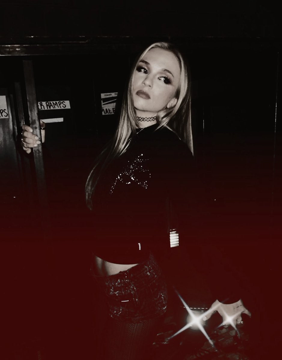 Your worst nightmare. ☥ NOT @TheJuliaHart. tweet media