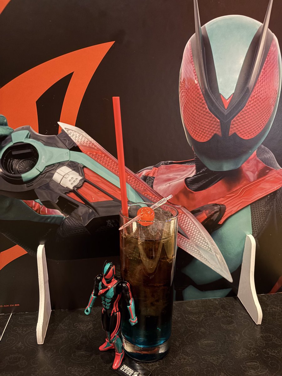 【公式】仮面ライダーザダイナー tweet media