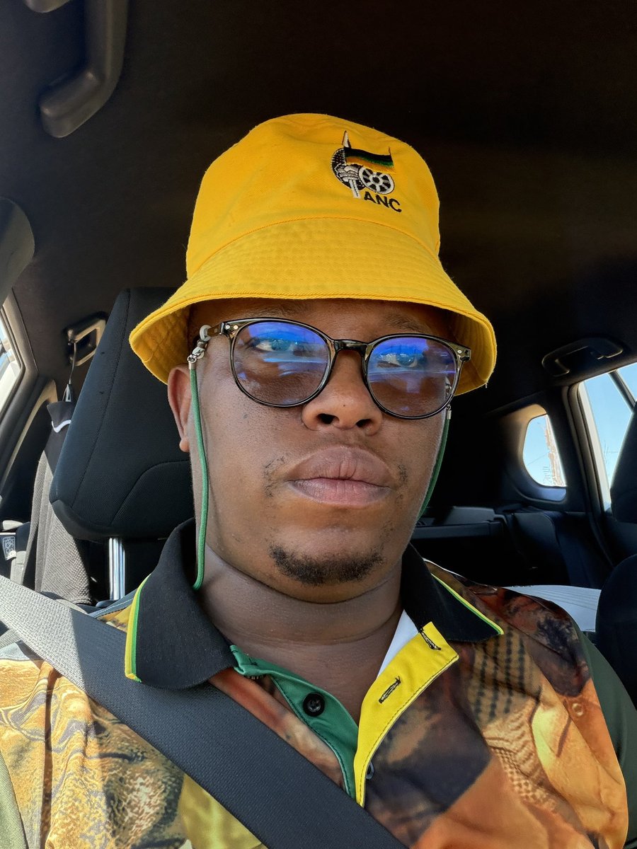 Buthanani Thobela 🇿🇦 tweet media