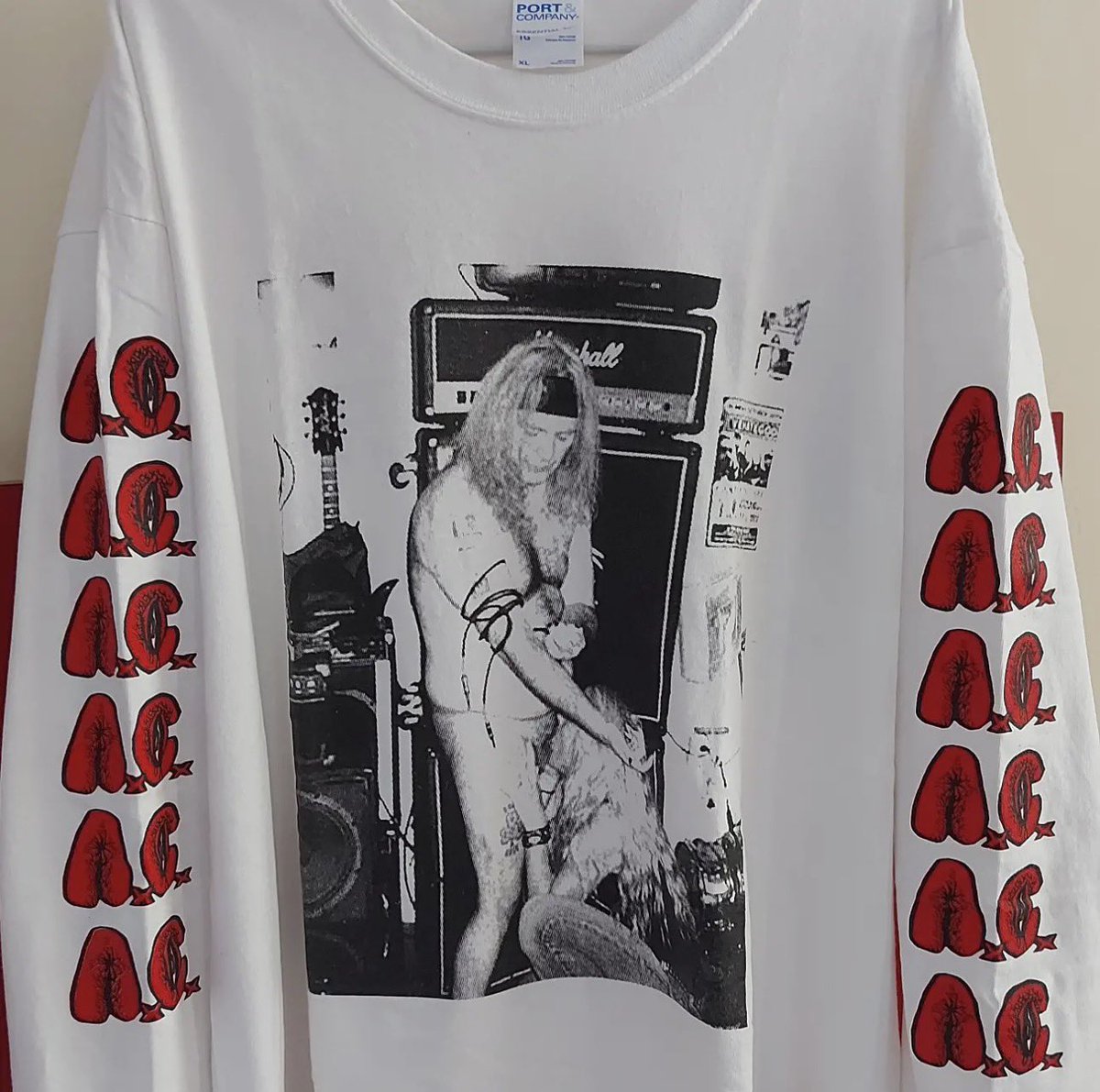 QUICKENING STORE tweet media