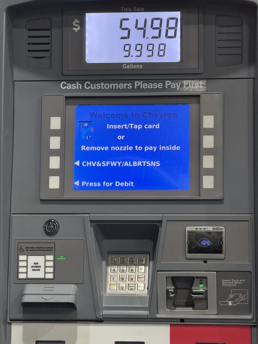 Reseller Rowe tweet media