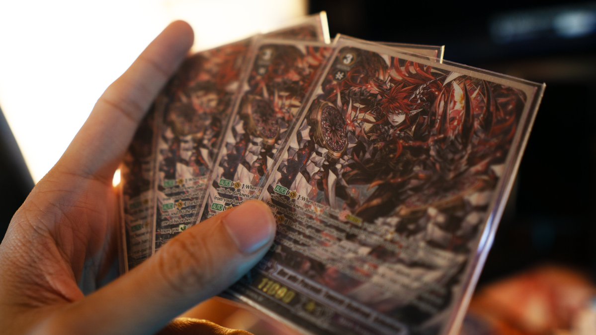 kemidot. tweet media