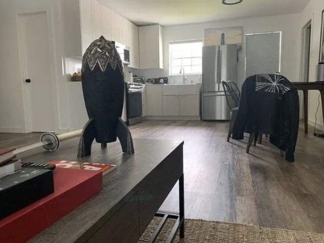 マンション転校生 tweet media