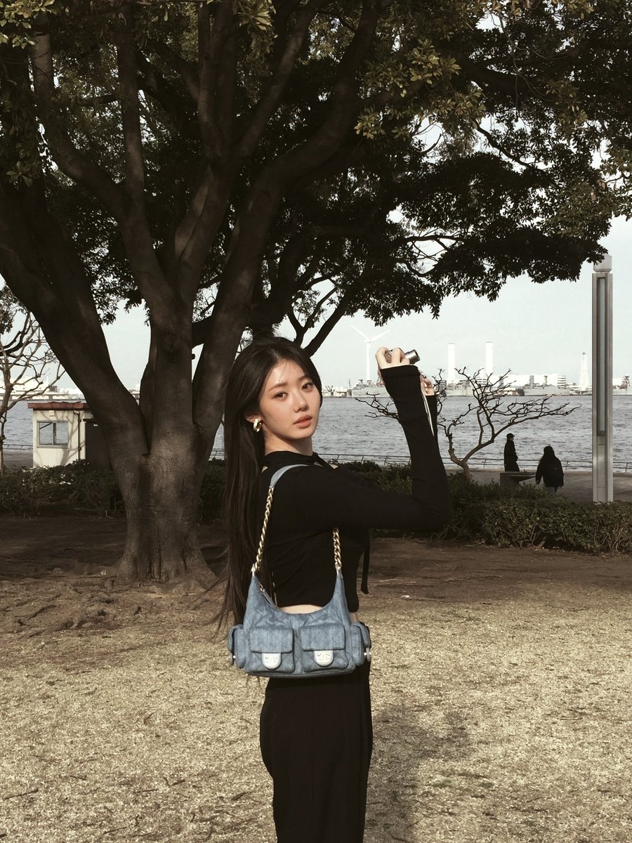 ⚜, 𝗋𝗈𝗋𝖺. tweet media