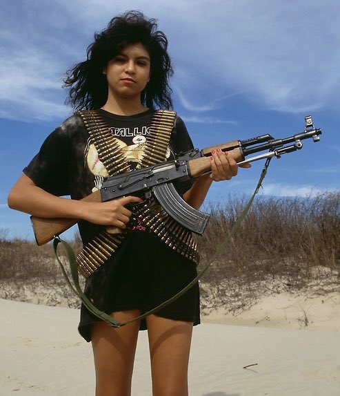 Retro Ωmega tweet media