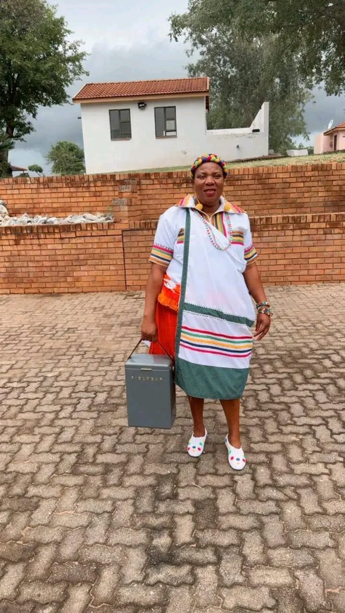 #PhaphamanaMunghana tweet media