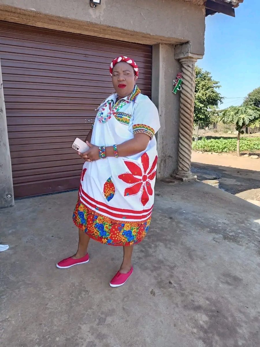 #PhaphamanaMunghana tweet media