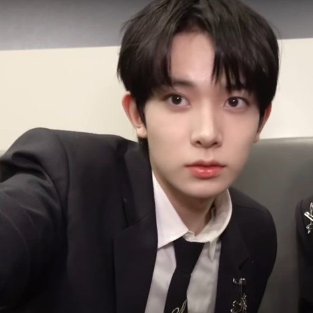 evanhee01's tweet photo. @aeceecee_ @ksniconz_ @crazyoverni_ki BE:LIFT, ENHYPEN’s success is not your shield against accountability. Stop controlling their growth while profiting from their labor.

You built your empire on ENHYPEN.

RESPECT THE ARTISTS WHO BUILT YOUR EMPIRE
#LET_HEESEUNG_DO_BOTH
#RESPECT_ENHYPEN
#ENHYPEN_IS_7 https://t.co/6eg27PoPGt