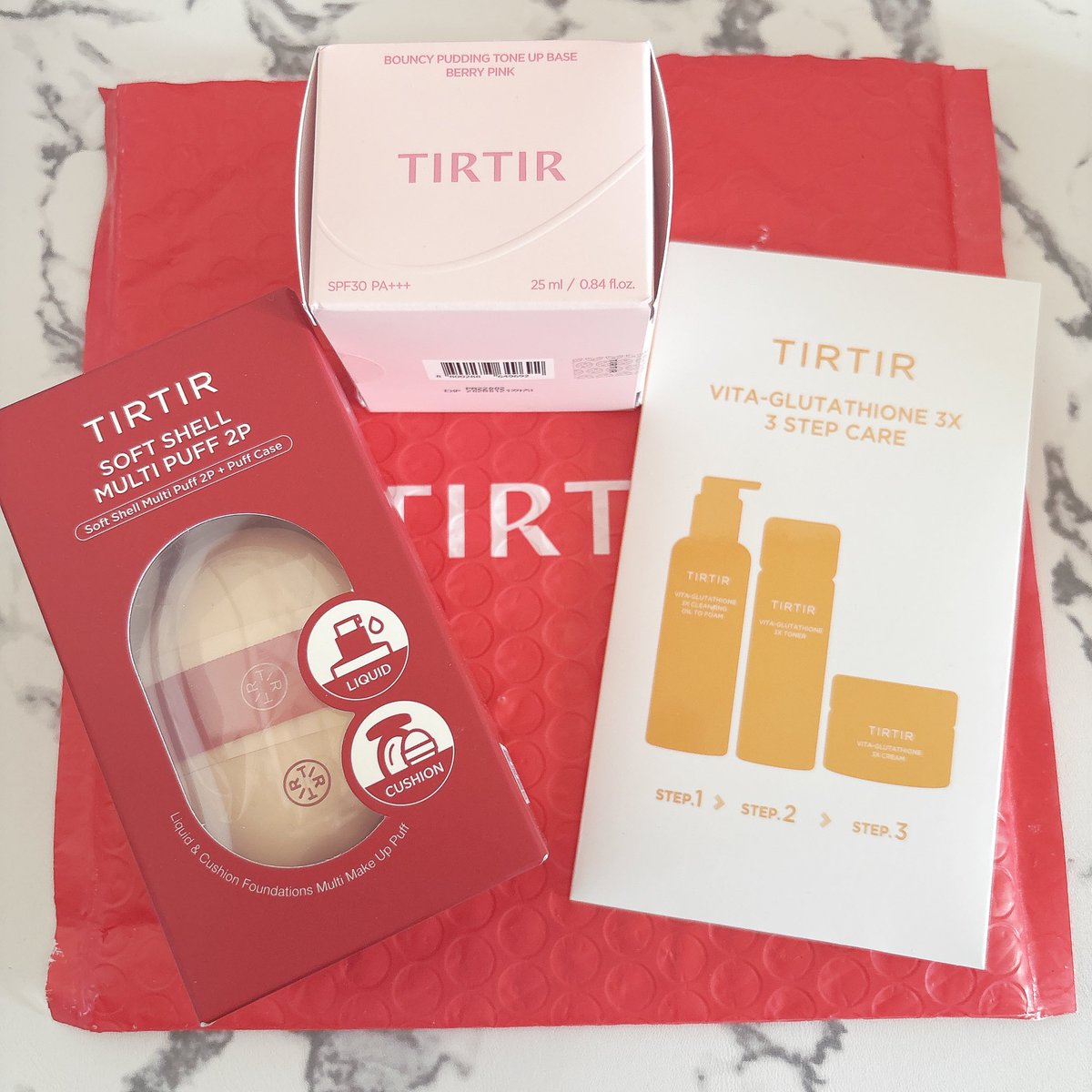 kuma_fam_love's tweet photo. 【購入品🛍𓂃𓈒𓏸】

Qoo10 メガオシ
TIRTIR(@tirtir_jp )
バウンシープディングトーンアップベース
 #BERRYPINK ミックスドベリーコンプレックス 
ファンデーションフリーな
デイリートーンアップ*ベース🫐◝✩
＊気になる部分をふんわり補正する
ナチュラル仕上げのトーンアップクリーム🫧

可愛くて買ってみましたദ്ദി＞ᴗ＜)🎀✧