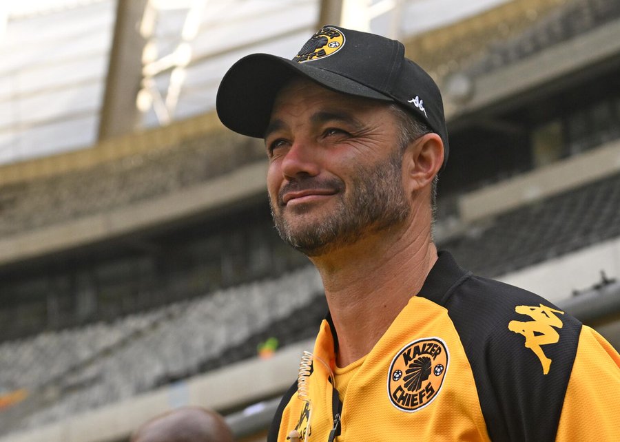 BraSamke tweet media