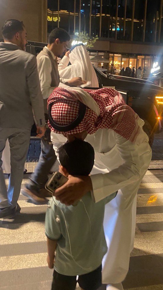 سـام tweet media