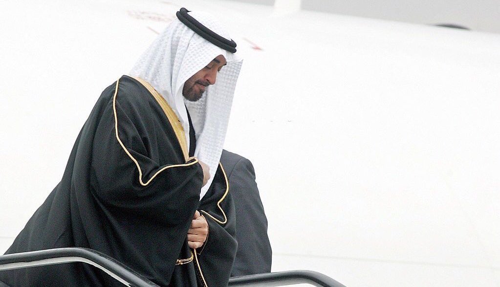 Alkwoafey's tweet photo. يا سيـدي 
أسقطهم من حيث رفعتهم
فمن خانك. لا يستحق فرصةً ثانيه🇦🇪🤍 https://t.co/hrHFCFeTMh