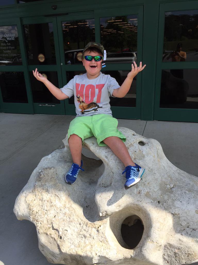 Meredith ORourke tweet media