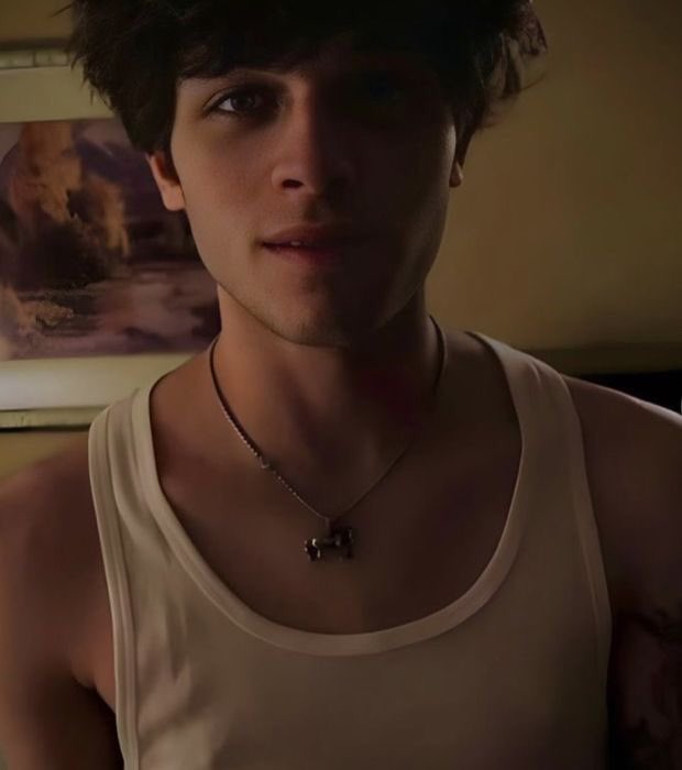 𝘛𝘳𝘪𝘴𝘵𝘪𝘢𝘯 𝘔𝘦𝘺𝘦𝘳𝘴 (parody) tweet media