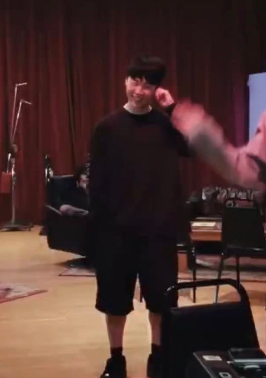 Nelya 🐱🐥 tweet media