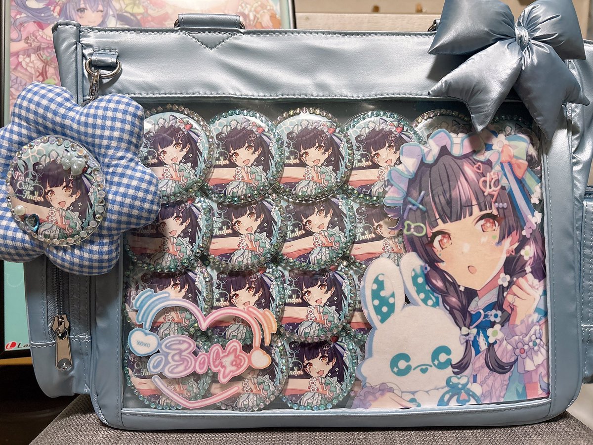 初めて冬優子ちゃんの痛バ組み始めてるけど、あまりにもKAWAIIすぎる