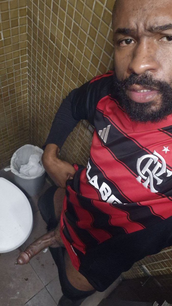 CariocaDeRuaRJ's tweet photo. 👑 🚀_ 1m93 - negao - 87kgs - 20cm - moro no Centro Rio de Janeiro RJ 🇧🇷

Siga-me no Instagram: < @NegoGustavo:

https://t.co/R0HcD7YQLt https://t.co/RT8KzQ0RFJ